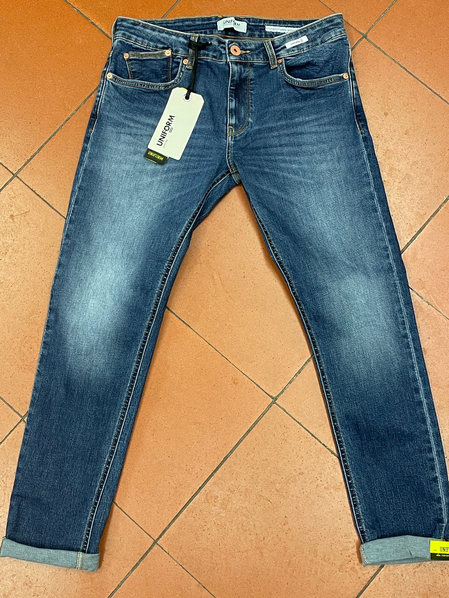 Jeans UNIFORM Mod. Danny lav. B2